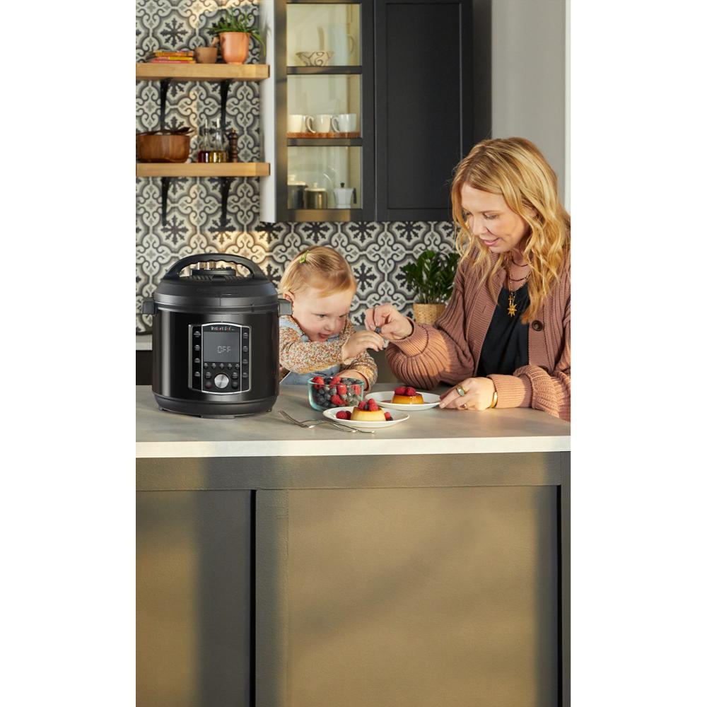Instant Pot Pro Multicooker 8L