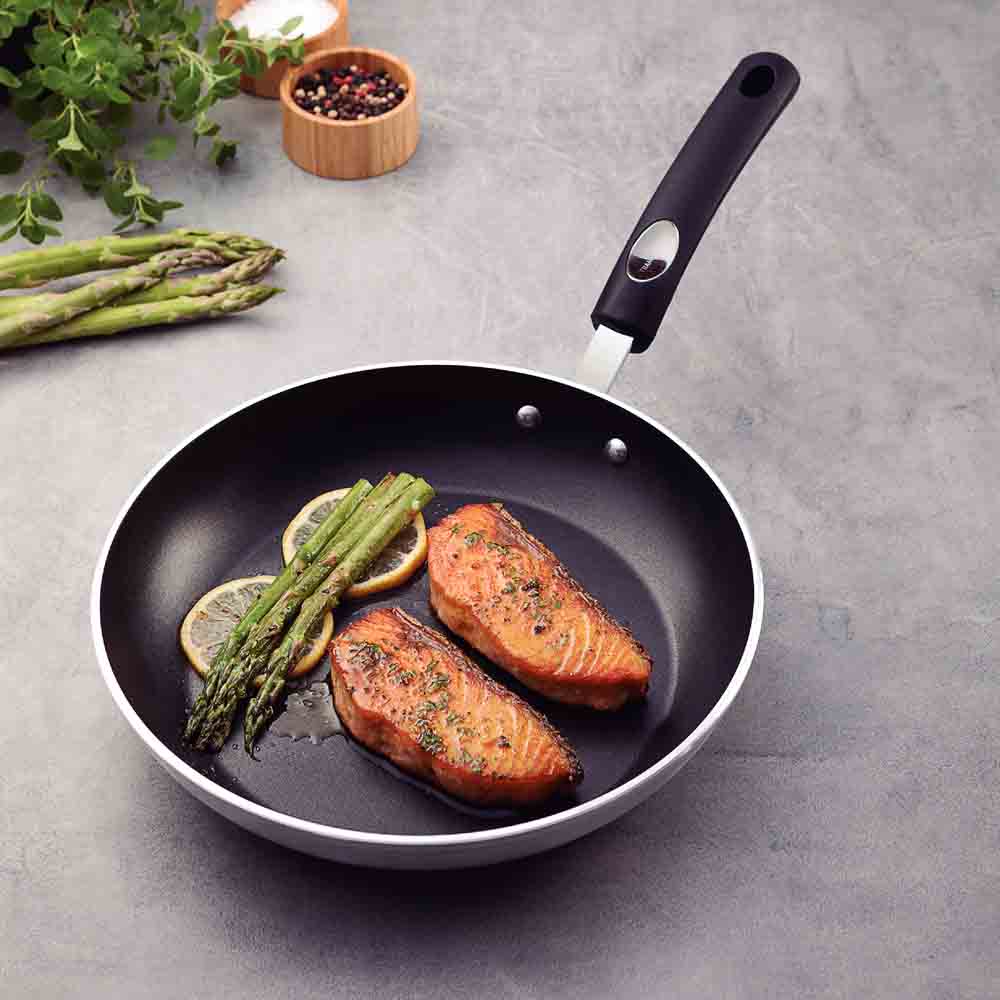 Tramontina Professional Induction Frying Pan 20cm - Robins Kitchen