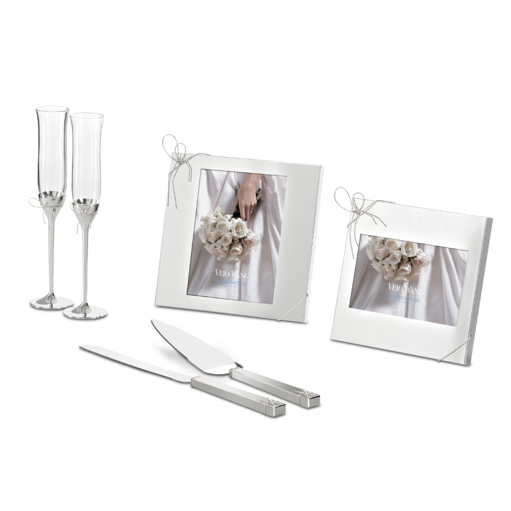 Vera Wang Wedgwood Love Knots Silver Giftware Toasting Flute Pair