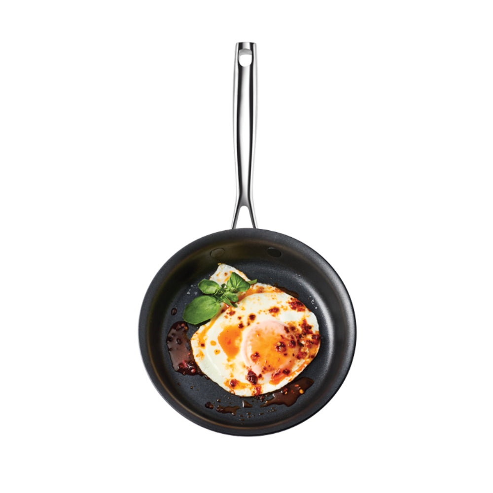 Baccarat iD3 Hard Anodised Frying Pan 16cm
