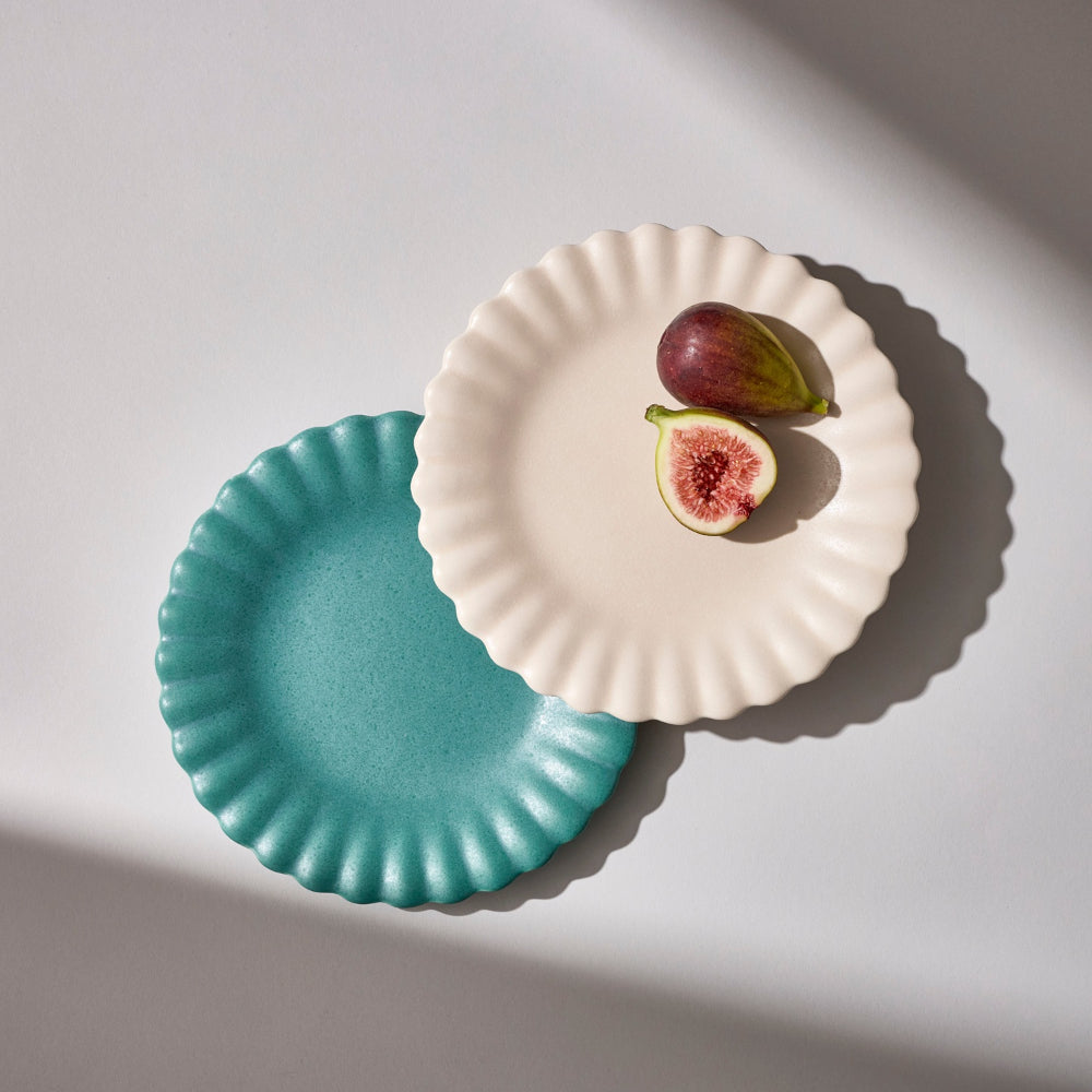 Salt & Pepper Leif Cake Plate Set of 2 20cm