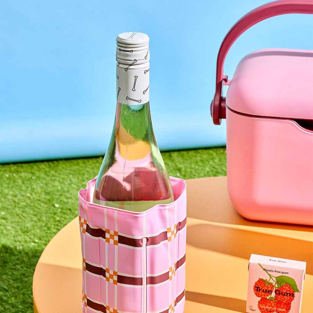 HAYDAE COLLECTIVE Bottle Sleeve