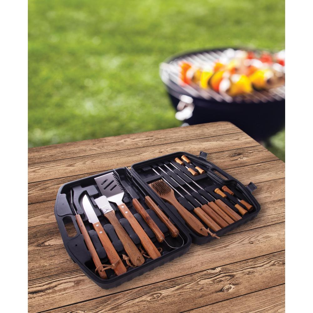Maverick 18 Piece Bbq Tool Kit With Hard Shell Case