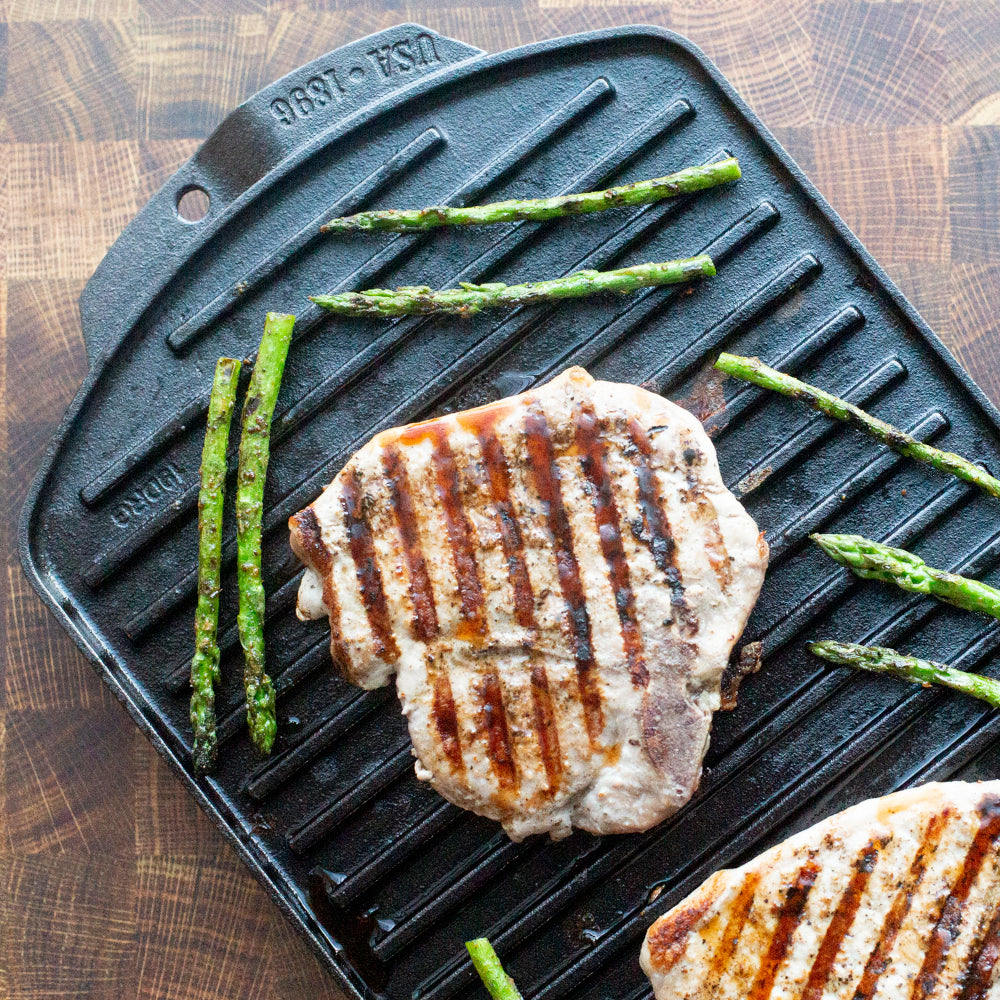 Lodge 19x19.5 Inch Cast Iron Reversible Grill & Griddle