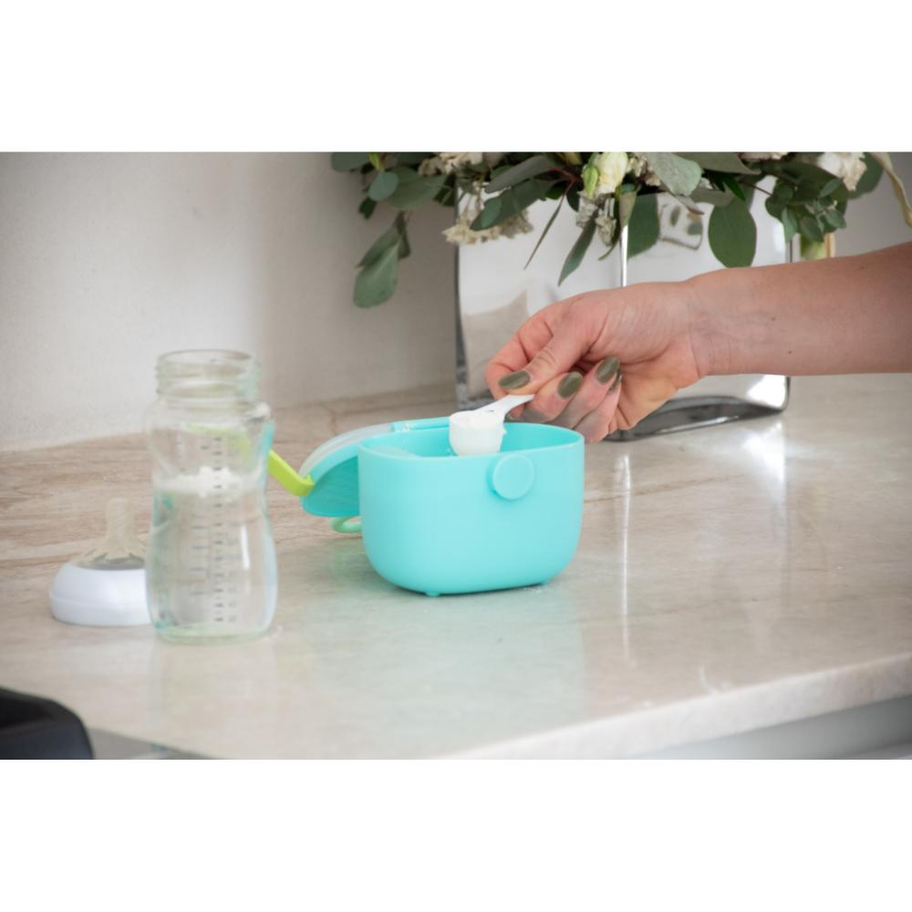 Melii Baby Formula Storage Container With Scoop - Robins Kitchen