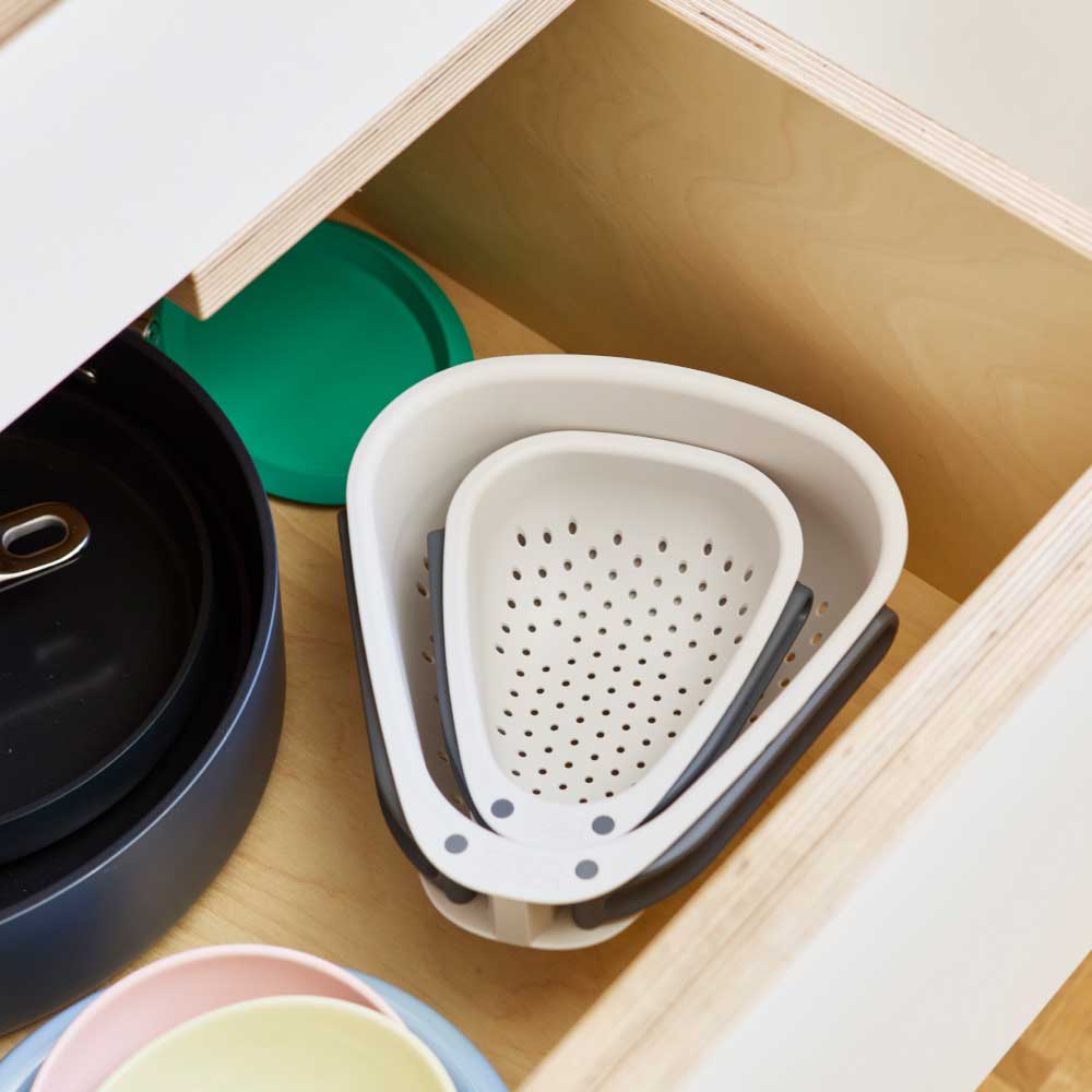 Joseph Joseph Droplet Compact Colander With Folding Handles at Robins Kitchen