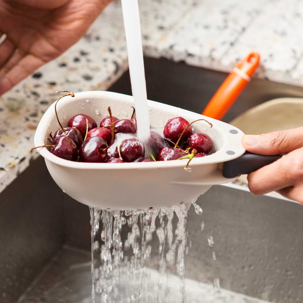 Joseph Joseph Droplet Mini Compact Colander With Folding Handles at Robins Kitchen