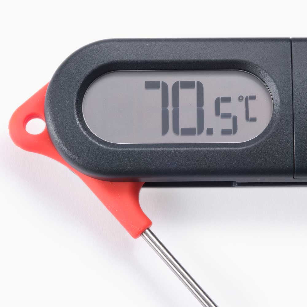 Joseph Joseph Thermapoint Instant-Read Digital Probe Thermometer at Robins Kitchen