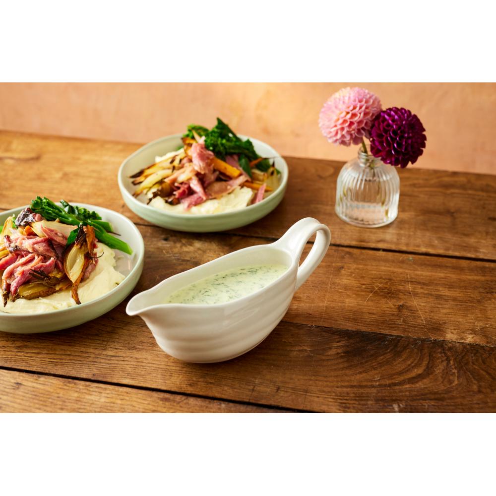 Jamie Oliver Big Love Great Gravy Boat 400ml White at Robins Kitchen