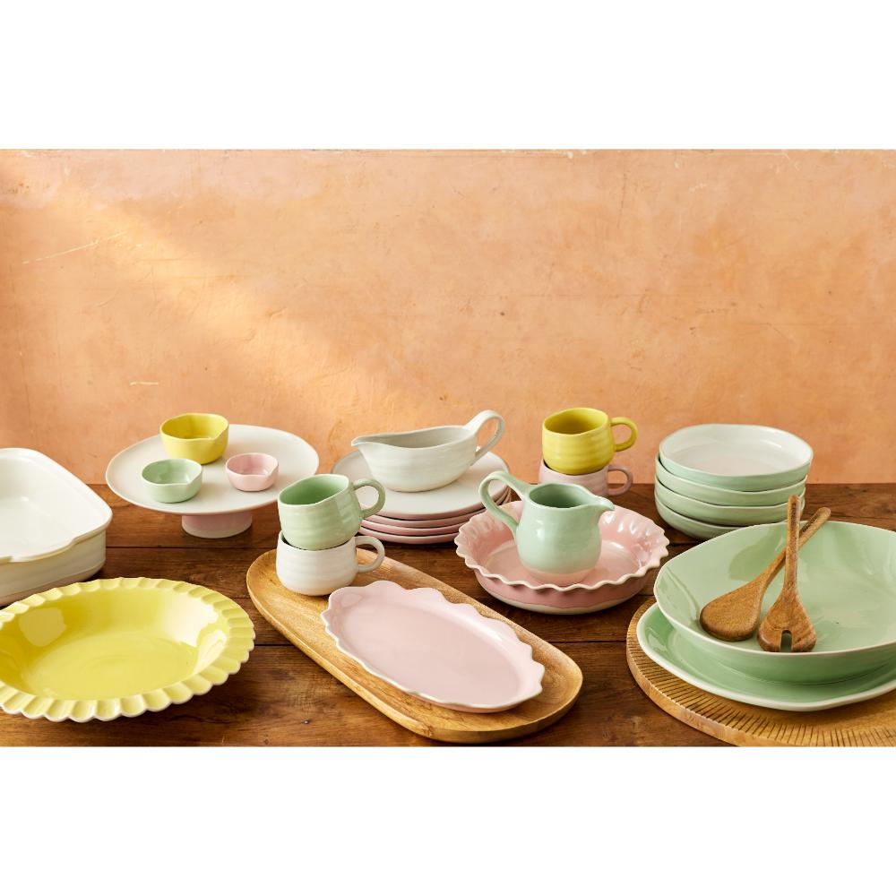 Jamie Oliver Big Love Proper Pie Dish 28cm Pink at Robins Kitchen