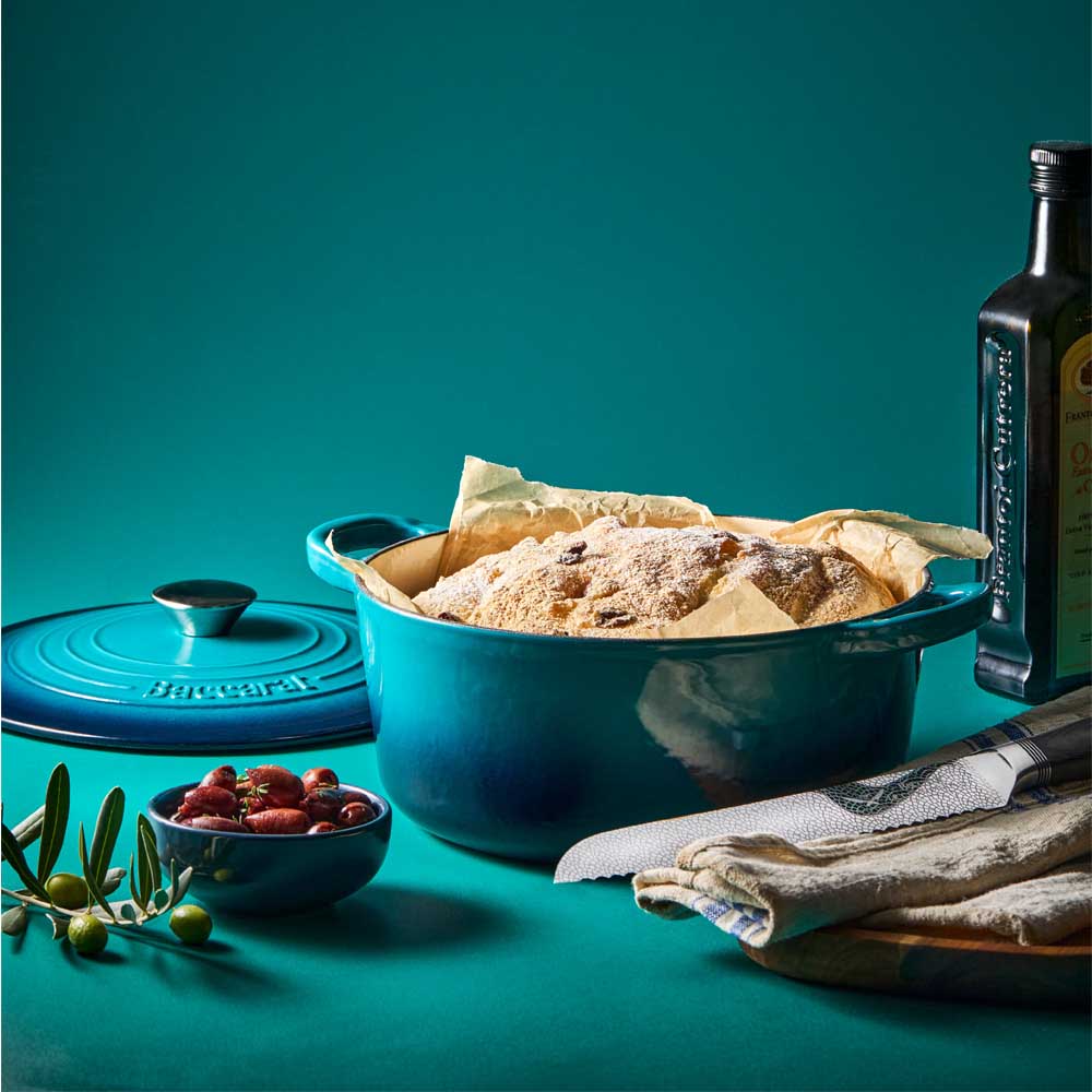 olive bread baked from blue french oven - Robins Kitchen