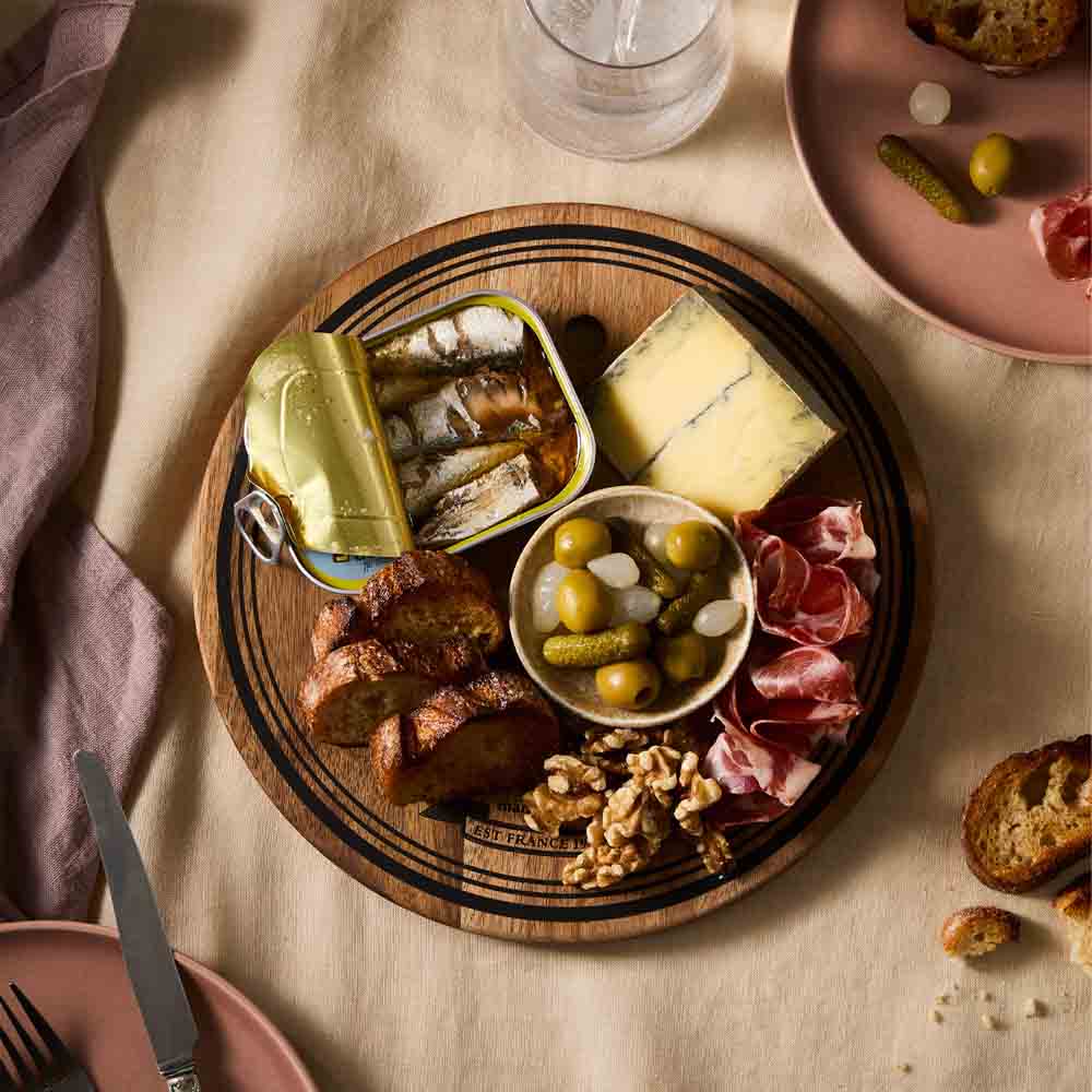 round 25cm wooden Serving Board with charcuterie - Robins Kitchen