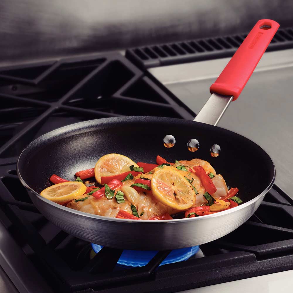 Tramontina Professional Aluminum Nonstick Restaurant Fry Pan 20cm - Robins Kitchen