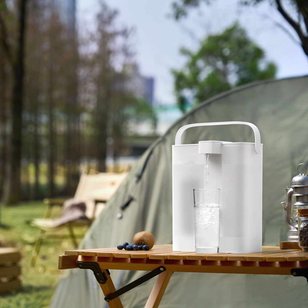 Philips Powered Pitcher with Instant Filtration 3L