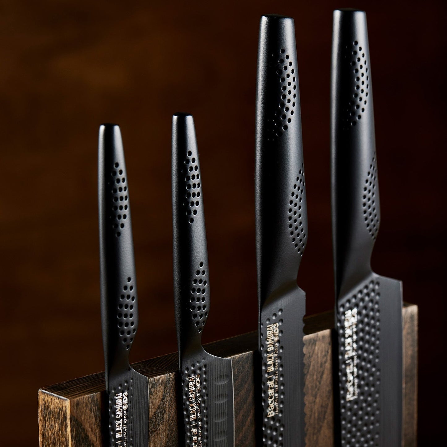 Baccarat ID3 Black Samurai 5-Piece Ona Knife Block Set Out of The Box at Robins Kitchen