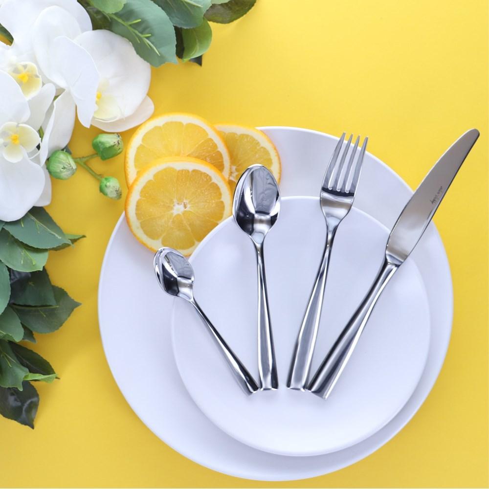 Alex Liddy Arlo Cutlery Set of 16 in a White Napkin Stainless Steel Cutlery at Robins Kitchen