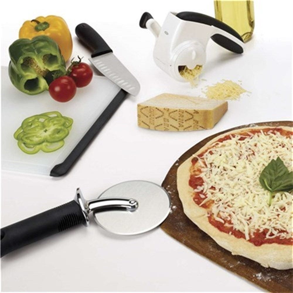 OXO Good Grips Pizza Wheel Cutter